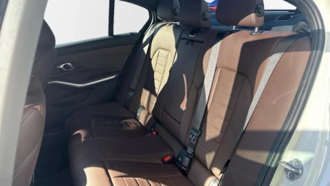 BMW Serie 3 318 d M Sport