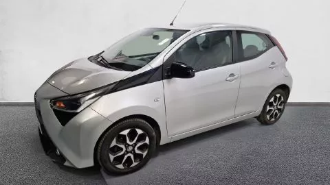 Toyota Aygo 1.0 70 x-play