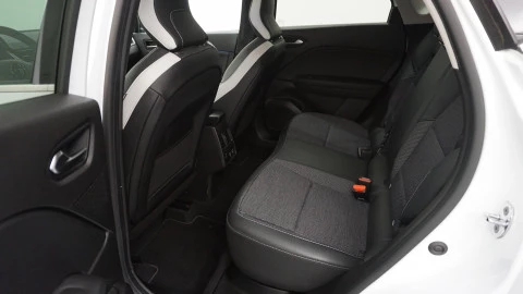 Renault Captur Zen TCe 140CV GPF Micro Híbrido
