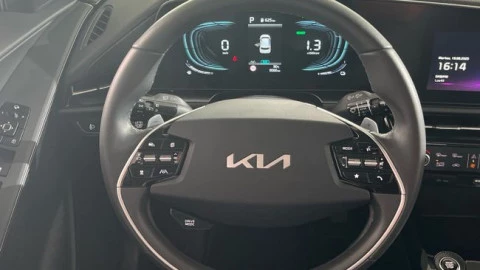 Kia Niro 1.6 GDi HEV 95kW (129CV) Drive