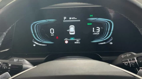 Kia Niro 1.6 GDi HEV 95kW (129CV) Drive