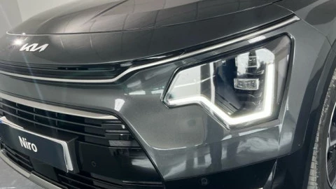 Kia Niro 1.6 GDi HEV 95kW (129CV) Drive
