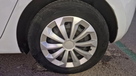 Renault Clio Business SCe 49 kW (67CV)