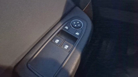 Renault Clio Business SCe 49 kW (67CV)