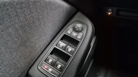 Renault Clio techno Eco-G 100cv (74kW)