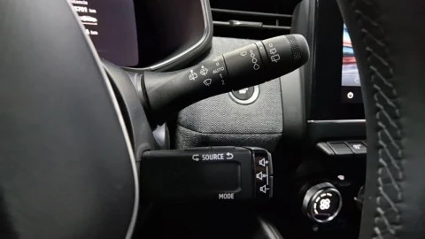 Renault Clio techno Eco-G 100cv (74kW)