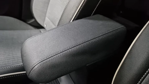Renault Clio techno Eco-G 100cv (74kW)