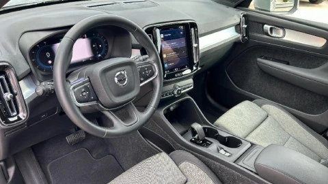 Volvo XC40 2.0 B3 G Core Auto
