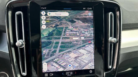 Volvo XC40 2.0 B3 G Core Auto