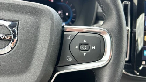 Volvo XC40 2.0 B3 G Core Auto