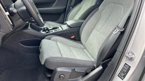 Volvo XC40 2.0 B3 G Core Auto