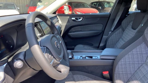 Volvo XC60 2.0 B4 D Core Auto