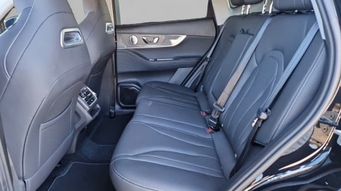 EBRO S700 1.5 TGDI PHEV Luxury E-CVT