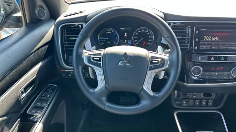 Mitsubishi Outlander 2.4 PHEV Kaiteki Auto 4WD