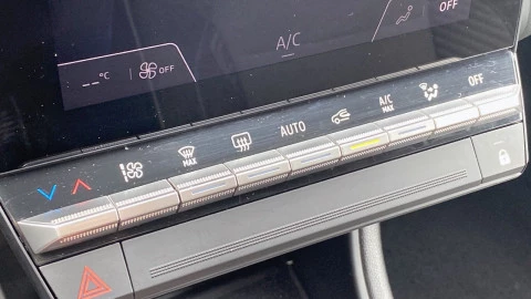 Renault Captur techno Eco-G 100cv (74 kW)