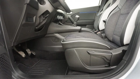 Renault Captur techno TCe 67kW (90CV)