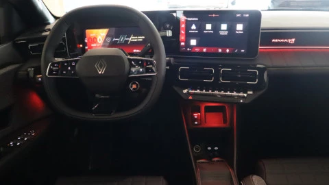 Renault 4 E-Tech 150 Comfort Range Iconic