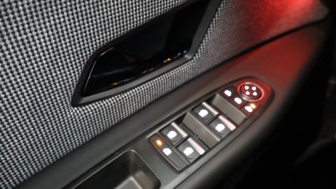 Renault 4 E-Tech 150 Comfort Range Iconic