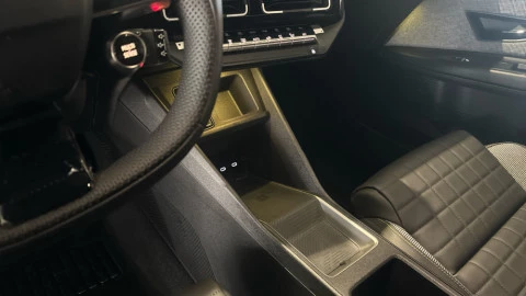 Renault 4 E-Tech 150 Comfort Range Iconic