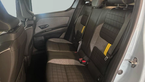 Renault 4 E-Tech 150 Comfort Range Iconic
