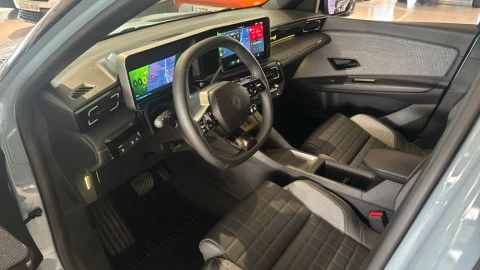 Renault 4 E-Tech 150 Comfort Range Iconic