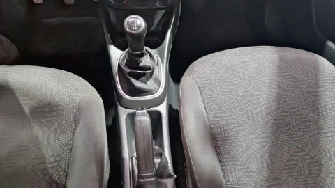 Opel Corsa 1.4 Selective 66kW (90CV)