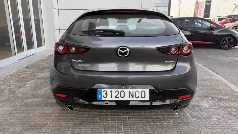Mazda3 2.5L E-SKY G MHEV 103kW Centre-line