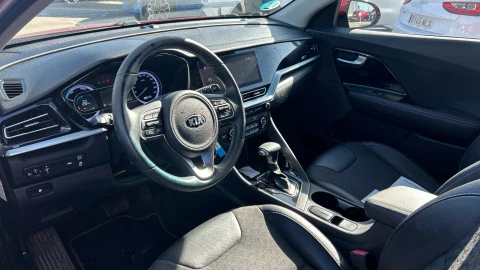 Kia Niro 1.6 GDi HEV 104kW (141CV) Drive