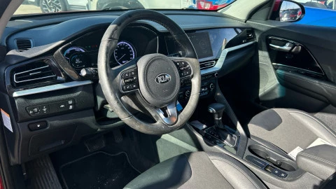 Kia Niro 1.6 GDi HEV 104kW (141CV) Drive