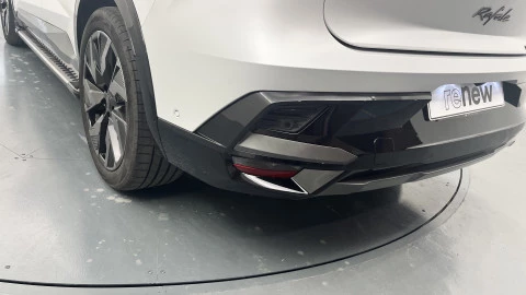 Renault Rafale Esprit Alpine full hybrid E-Tech 147kW