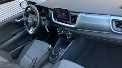 Kia Stonic 1.0 T-GDi 74kW (100CV) MHEV MT Concept