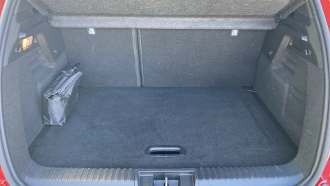 Renault Captur techno Eco-G 100cv (74 kW)