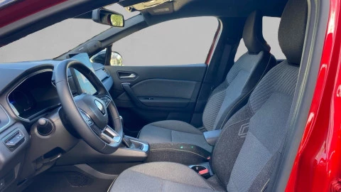 Renault Captur techno Eco-G 100cv (74 kW)