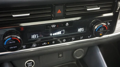 Nissan Qashqai DIG-T 117kW mHEV CVT Tekna