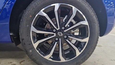 Renault Clio Techno TCe 90 (67kw)