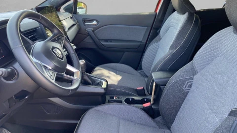 Renault Captur techno Eco-G 100cv (74 kW)