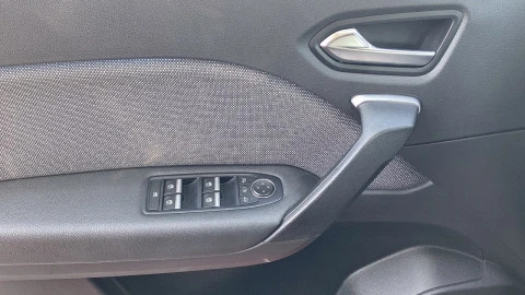 Renault Captur techno Eco-G 100cv (74 kW)