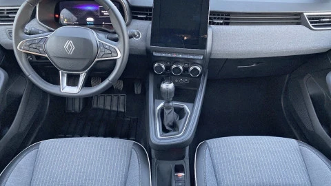 Renault Clio techno Eco-G 100cv (74kW)