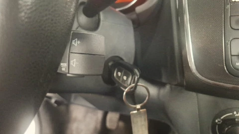 Dacia Sandero Essential 1.0 55kW (75CV) - 18