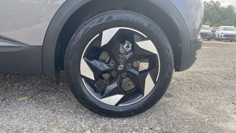 Renault Captur techno Eco-G 100cv (74 kW)