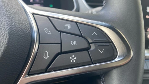 Renault Captur techno Eco-G 100cv (74 kW)