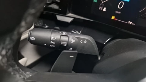 Renault Espace Iconic E-Tech full hybrid 146kW