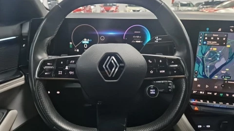 Renault Espace Iconic E-Tech full hybrid 146kW