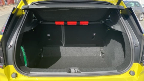 Volvo EX30 Single Motor Extended Range Plus Auto