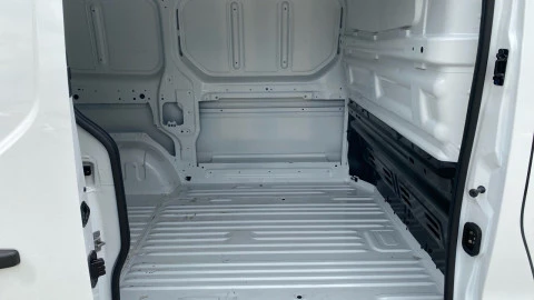 Renault Trafic Furgón L1H1 Blue dCi 96 Kw (130 CV)