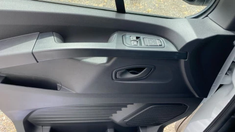 Renault Trafic Furgón L1H1 Blue dCi 96 Kw (130 CV)
