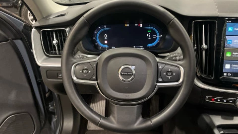Volvo XC60 T6 Recharge Core AWD Auto 257 kW (350 CV)