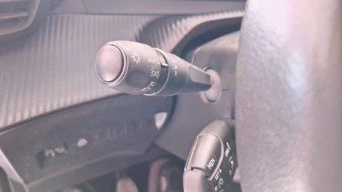 Peugeot 2008 Active Puretech 100 S&S BVM6