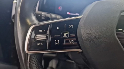 Renault Espace Iconic E-Tech full hybrid 146kW