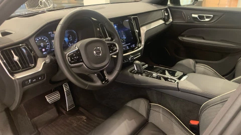 Volvo S60 Reccharge T8 R-Design aut